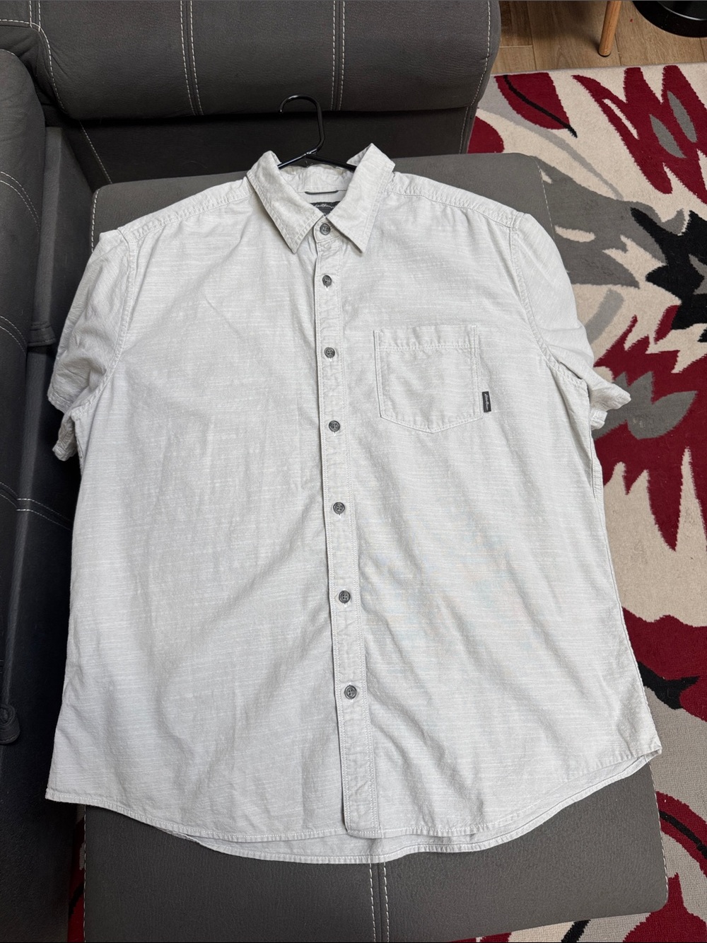 Eddie Bauer Light Gray Short-Sleeve Button-Down Shirt